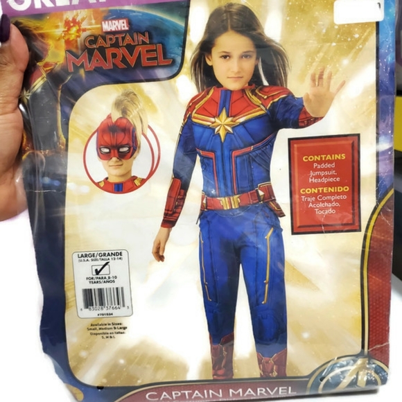 Captain Marvel Girl Costume - Picture 1 of 4
